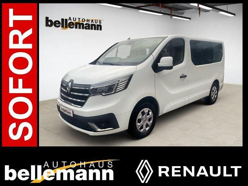 Weiß Gebraucht 2022 Renault Trafic Life Van | 35.990 € (Fairer Preis) - Bild 1/4