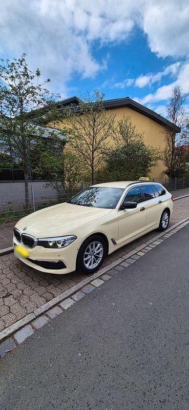 Usata BMW 520 190 CV (139 kW) 2019 Nero Station wagon