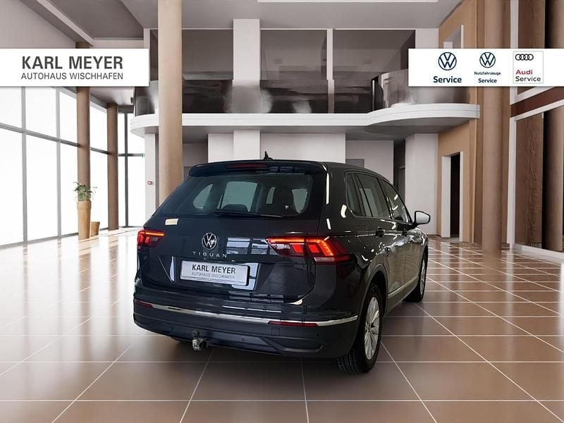 Usata VW Tiguan 122 CV (89 kW) 2023 Grigio SUV