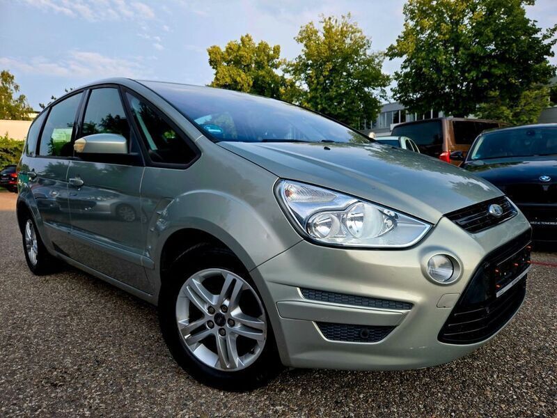 Gold Gebraucht 2010 Ford S-MAX S Van / Kleinbus | 6.490 € (Guter Preis) - Bild 1/4