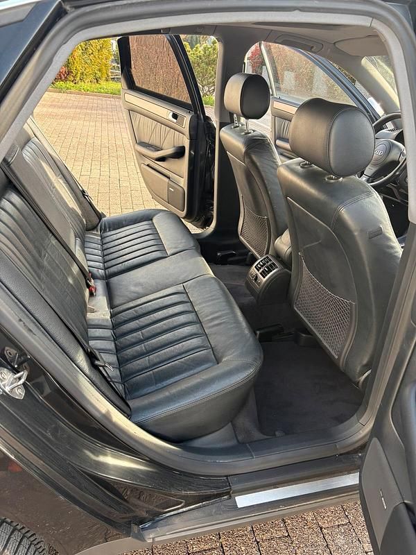 Second-hand Audi A6 193 CP (141 kW) 2000 Negru Berlinǎ