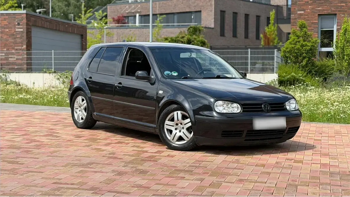 Gebraucht VW Golf IV Edition 75 PS (55 kW) 2000 Schwarz Kleinwagen
