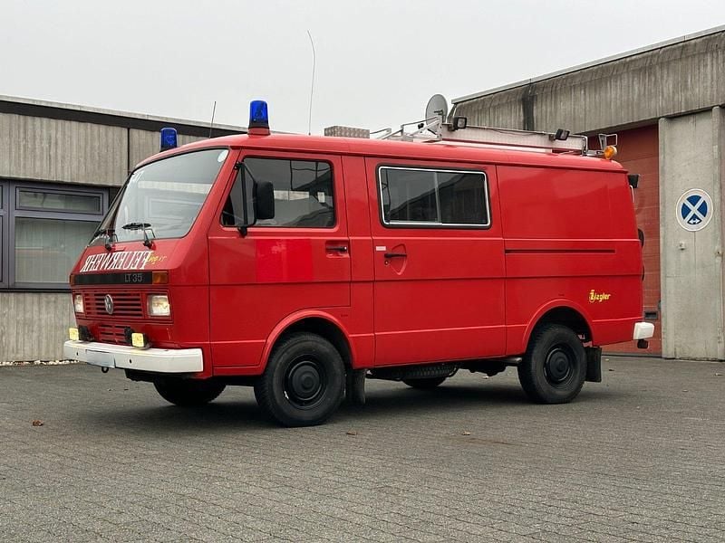 Gebraucht VW LT 74 PS (54 kW) 1988 Rot Limousine