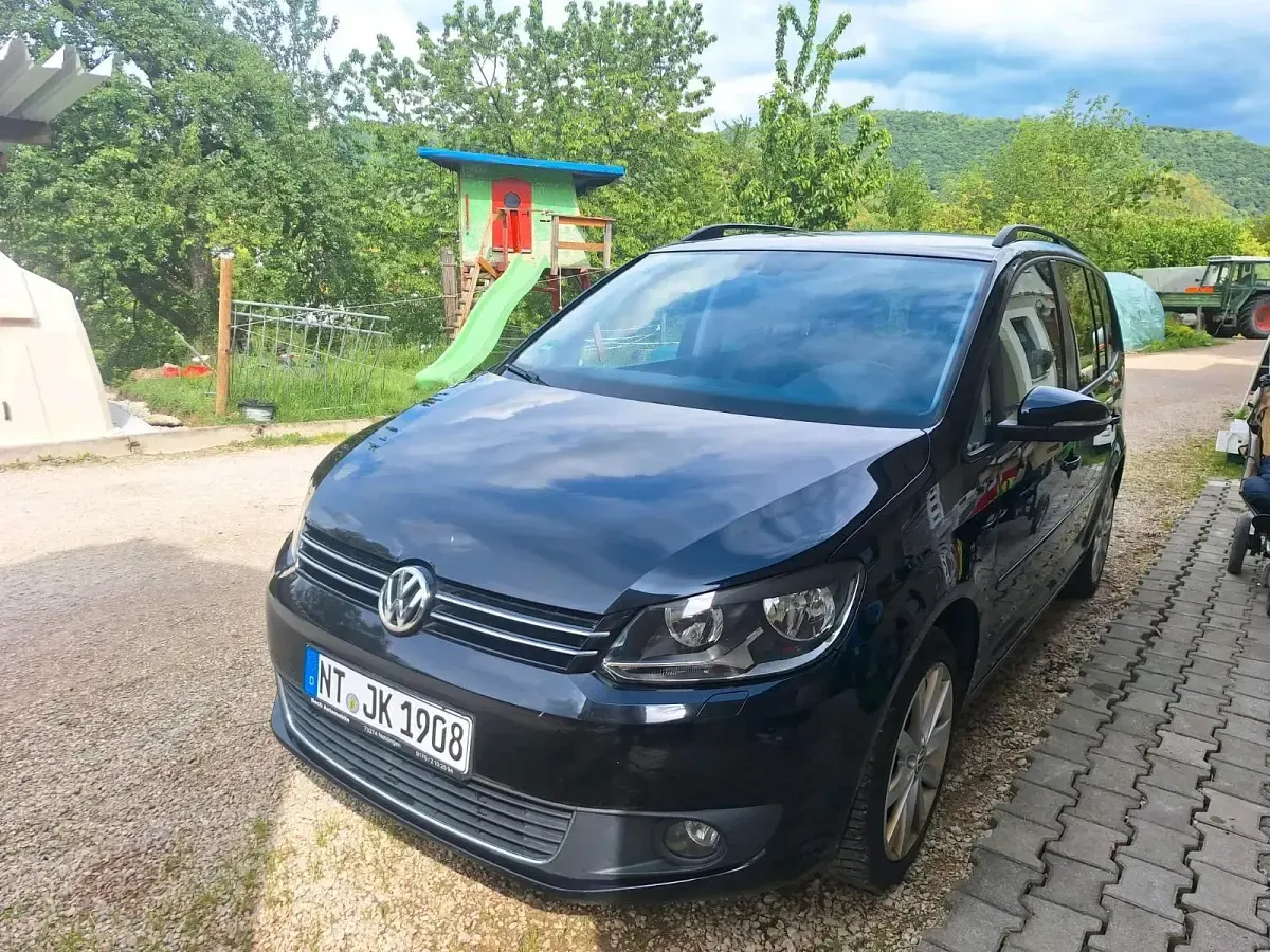 Brugt VW Touran 105 HK (77 kW) 2012 Sort MPV