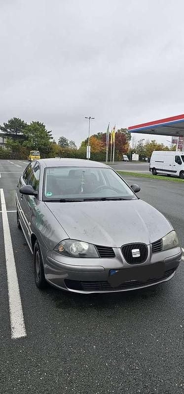 Gebraucht 2004 Seat Ibiza Limousine | 500 € (Superpreis) - Bild 1/4