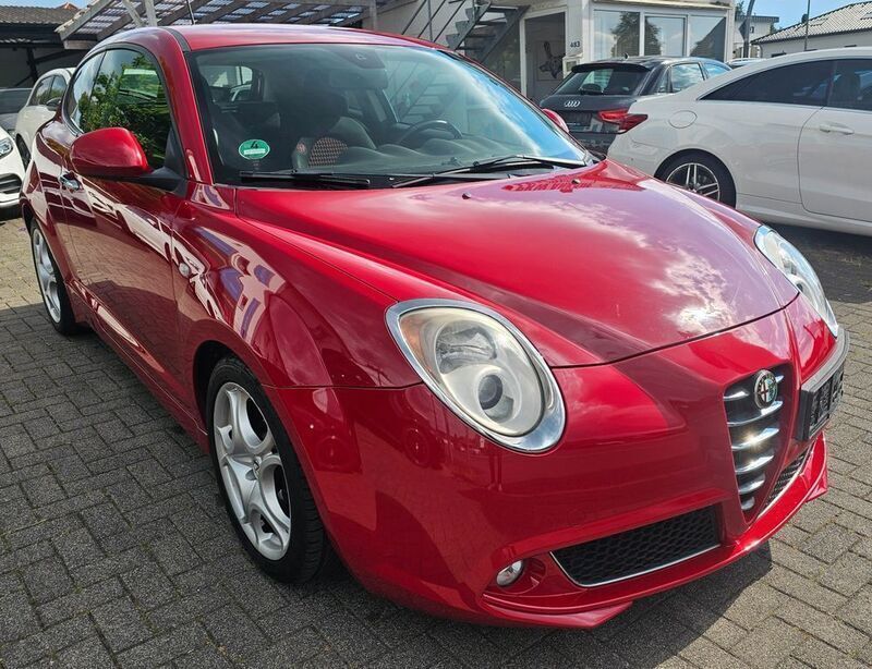 Rot Gebraucht 2011 Alfa Romeo MiTo Turismo Kleinwagen | 4.999 € (Fairer Preis) - Bild 1/4