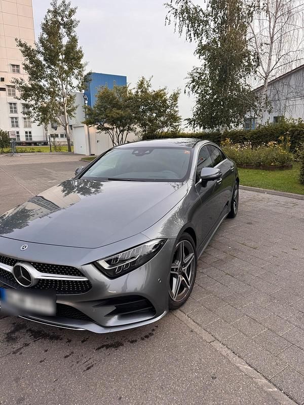 Grau Gebraucht 2019 Mercedes CLS350 Limousine | 40.999 € (Fairer Preis) - Bild 1/4