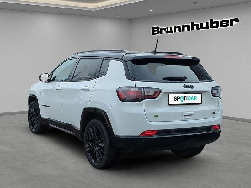 Gebraucht Jeep Compass 131 PS (96 kW) 2024 Vr296) (weiss SUV