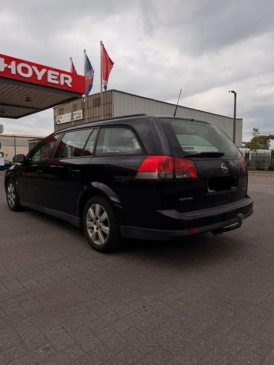 Gebraucht Opel Vectra Cosmo 155 PS (114 kW) 2005 Schwarz Kombi