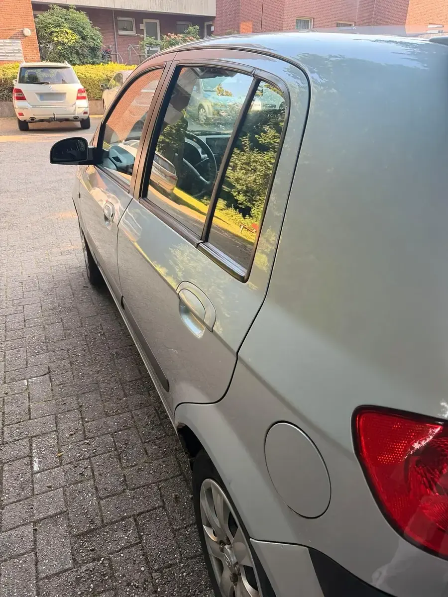 Gebraucht Hyundai Getz 88 PS (64 kW) 2007 Silber Kleinwagen