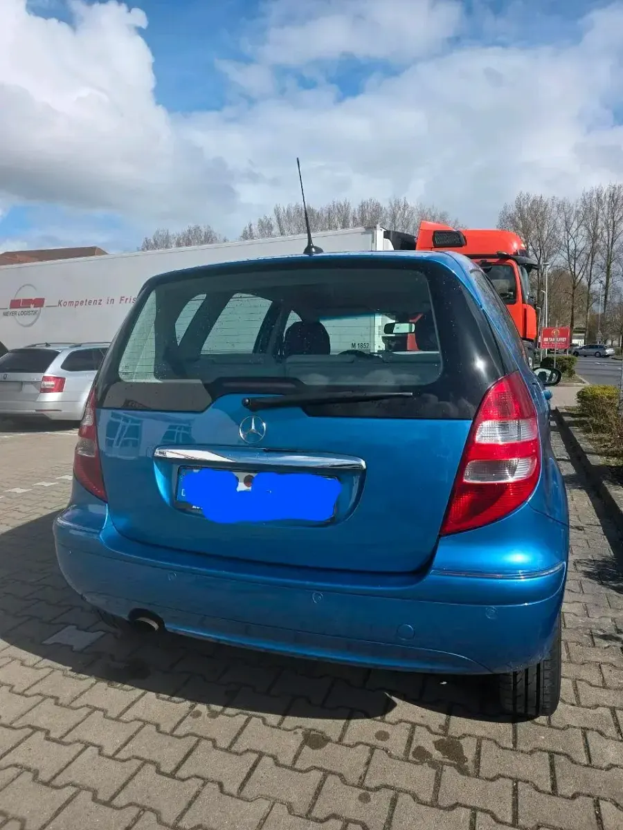 Gebraucht Mercedes A170 Elegance 116 PS (85 kW) 2008 Blau Kleinwagen