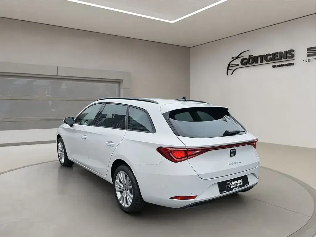 Gebraucht Seat Leon ST Style 150 PS (110 kW) 2024 Weiß Kombi