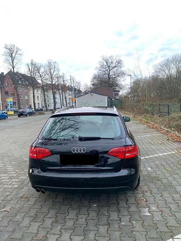 Gebraucht Audi A4 Ambiente 160 PS (117 kW) 2008 Schwarz Kombi
