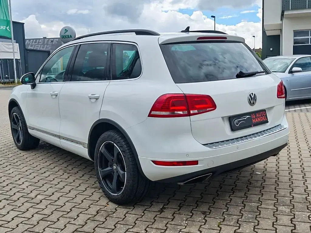 Gebraucht VW Touareg 204 PS (150 kW) 2012 Weiß SUV