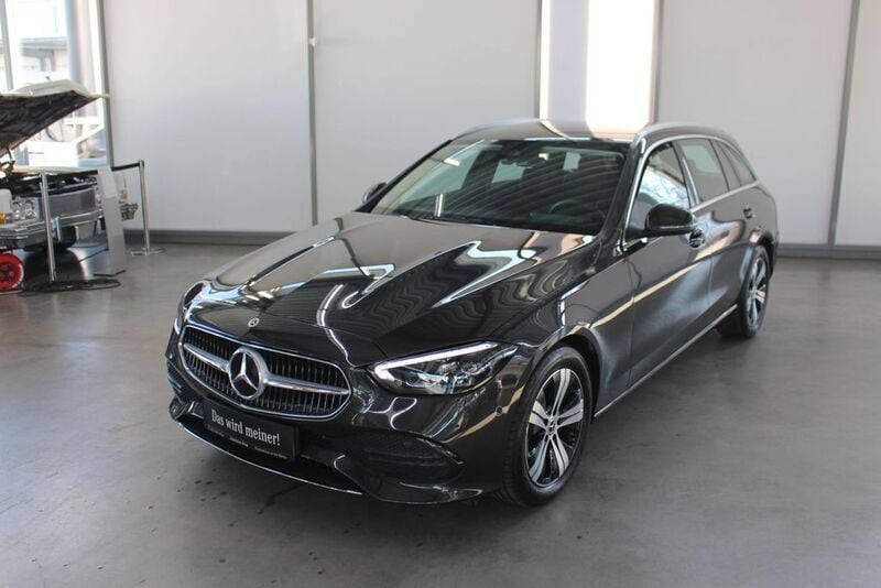 Grau , metalliclack graphitgrau Gebraucht 2023 Mercedes C200 Advanced Limousine | 39.789 € (Fairer Preis) - Bild 1/4