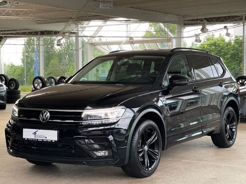 Schwarz Gebraucht 2021 VW Tiguan Allspace Highline SUV | 32.890 € (Fairer Preis) - Bild 1/4