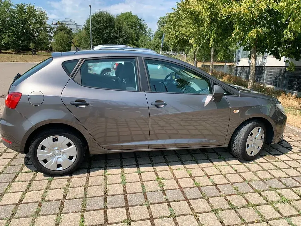 Gebraucht Seat Ibiza 69 PS (50 kW) 2015 Grau Limousine