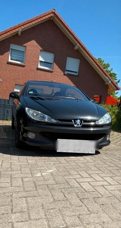 Schwarz Gebraucht 2004 Peugeot 206 CC Cabrio | 2.200 € - Bild 1/3