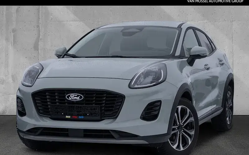 Używany Ford Puma Titanium 125 KM (91 kW) 2025 Szary SUV