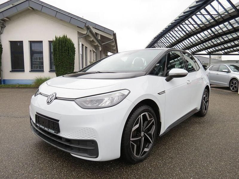 Weiß Gebraucht 2021 VW ID.3 Pro Performance Kleinwagen | 21.500 € (Fairer Preis) - Bild 1/4
