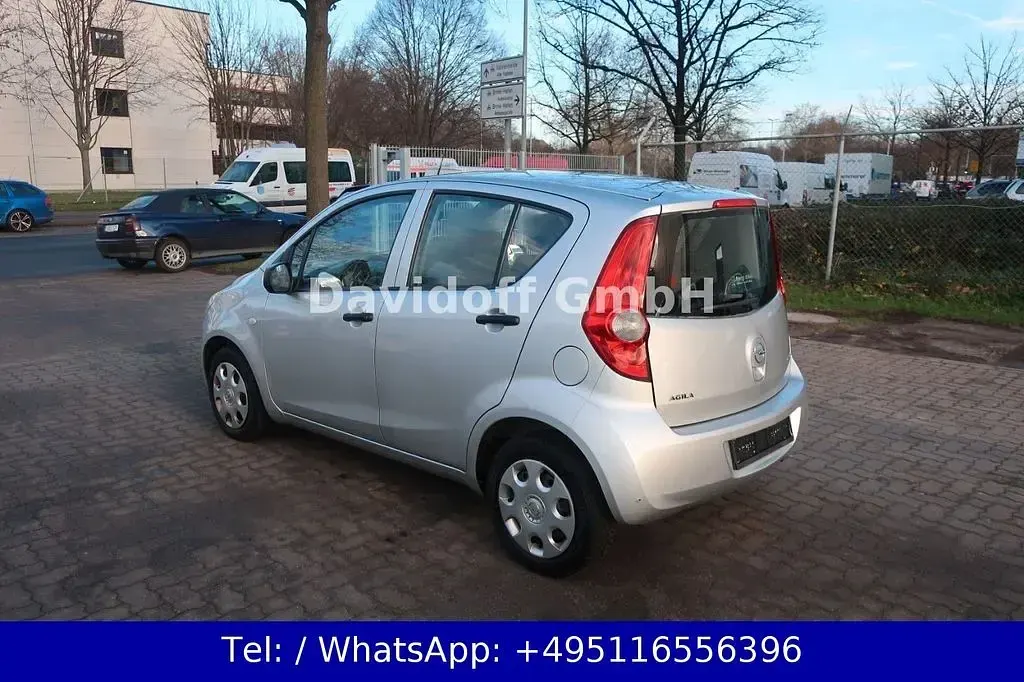 Gebraucht Opel Agila 65 PS (47 kW) 2009 Silber Kleinwagen