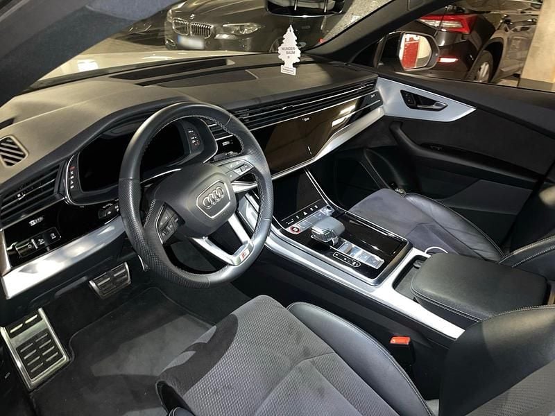 Second-hand Audi SQ8 507 CP (372 kW) 2022 Alb SUV