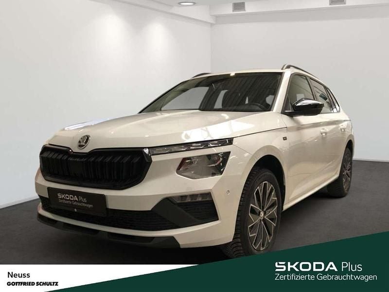 Moonweiss metallic Gebraucht 2024 Skoda Kamiq Selection SUV | 25.350 € (Fairer Preis) - Bild 1/3