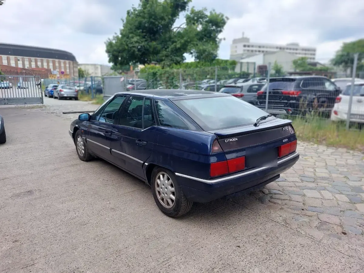 Gebraucht Citroën XM 167 PS (122 kW) 1997 Blau Limousine