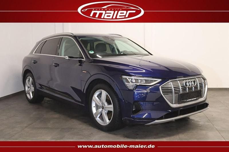 Blau Gebraucht 2022 Audi e-tron Advanced SUV | 29.400 € (Superpreis) - Bild 1/4