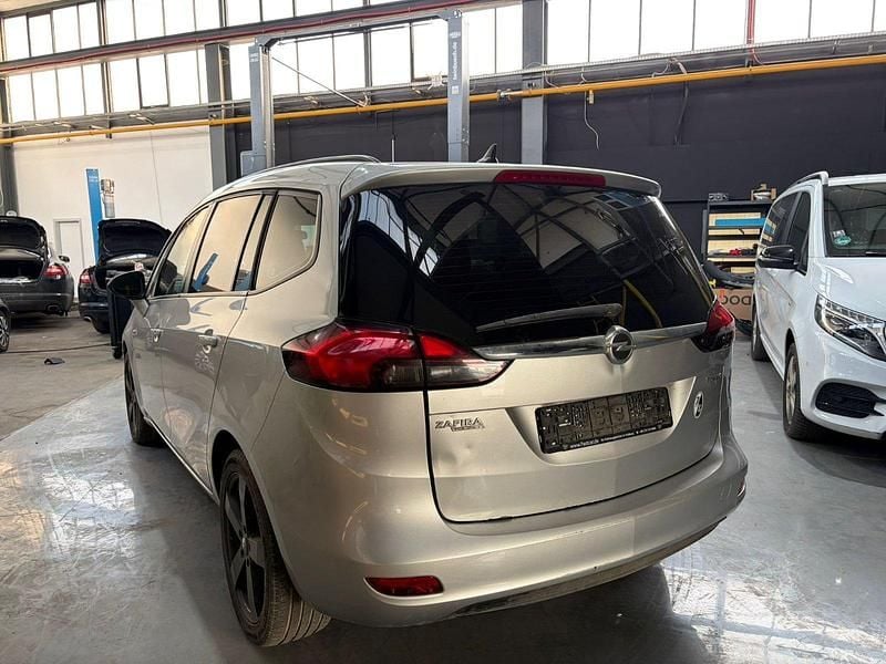 Gebraucht Opel Zafira 140 PS (102 kW) 2014 Grau Van / Kleinbus
