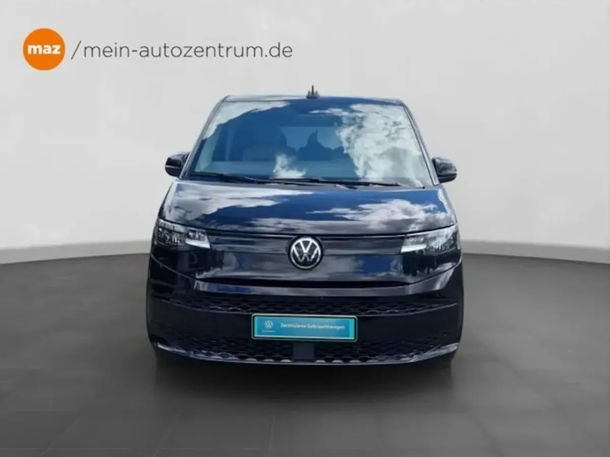 Second-hand VW Multivan Basis 150 CP (110 kW) 2024 Monovolum