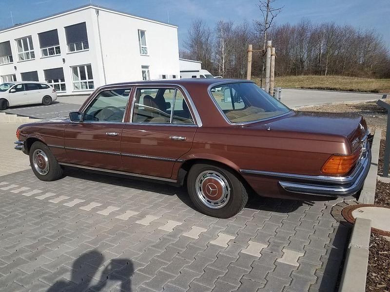 Braun Gebraucht 1977 Mercedes 280 SE Limousine | 12.000 € - Bild 1/4