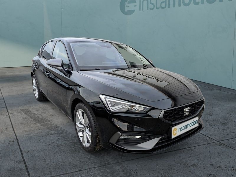 Schwarz Gebraucht 2024 Seat Leon Limousine | 21.650 € (Guter Preis) - Bild 1/3