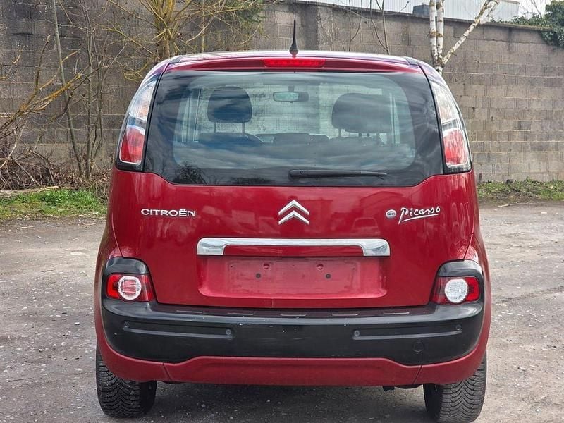 Gebraucht Citroën C3 Picasso Tendance 95 PS (69 kW) 2011 Rot Van / Kleinbus