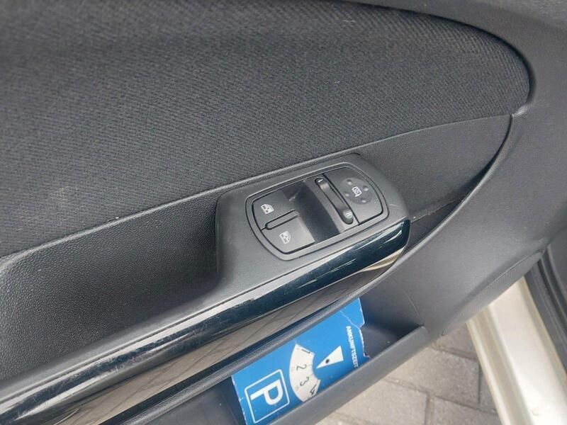 Gebraucht Opel Corsa Catch Me 80 PS (58 kW) 2007 Silber Kleinwagen