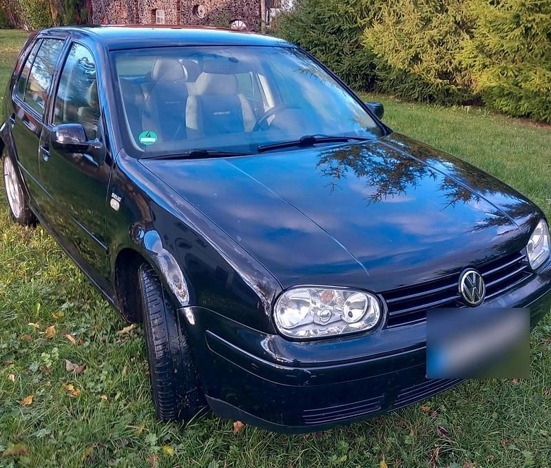 Schwarz Gebraucht 1999 VW Golf IV Kleinwagen | 800 € (Superpreis) - Bild 1/4