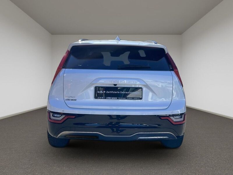 Gebraucht Kia e-Niro Inspiration 150 kW (204 PS) 2023 (swp) snow white pearl SUV