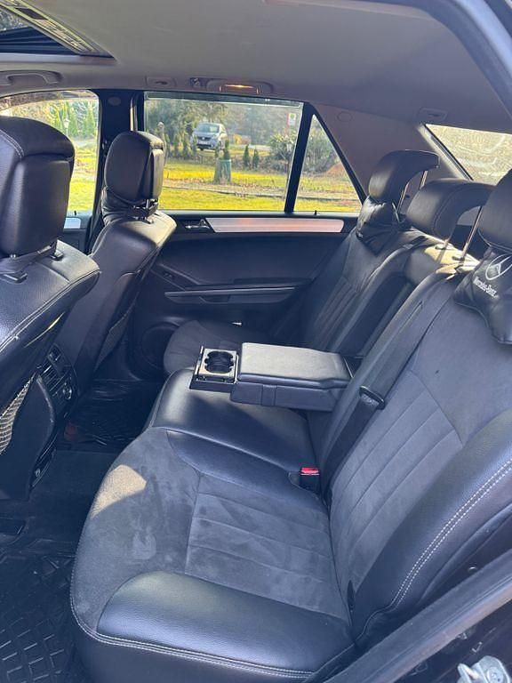 Gebraucht Mercedes ML320 224 PS (164 kW) 2007 Schwarz SUV