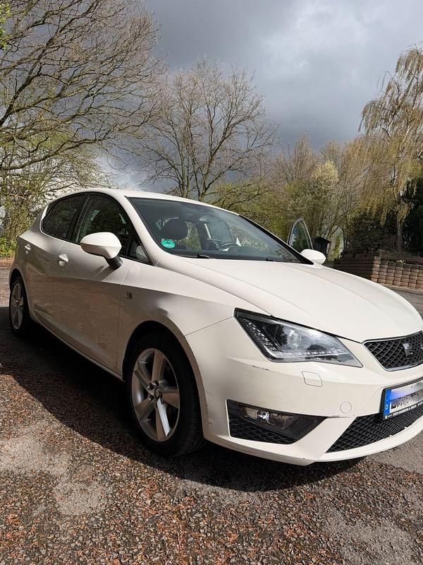 Gebraucht Seat Ibiza FR 105 PS (77 kW) 2015 Weiß Kleinwagen