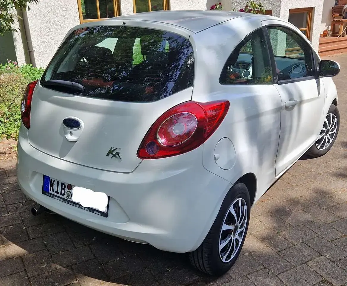 Gebraucht Ford Ka Trend 69 PS (50 kW) 2012 Kleinwagen