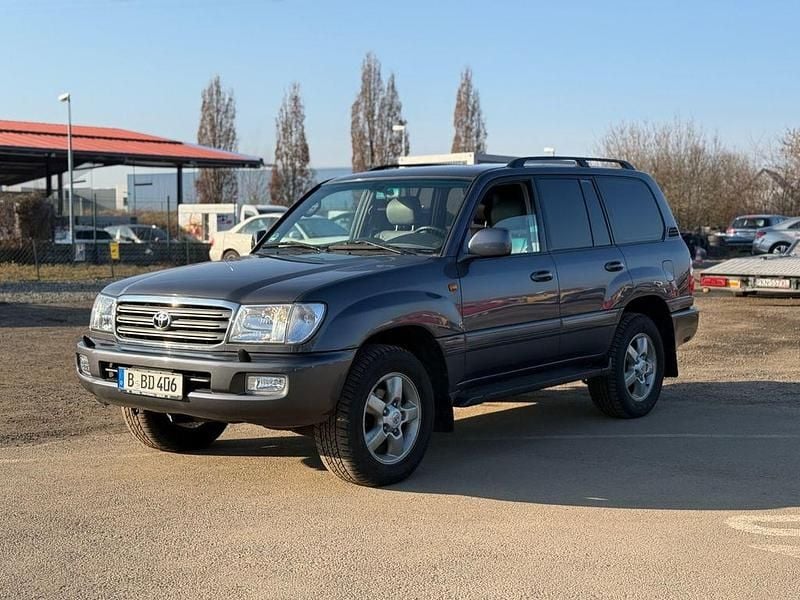 Grün Gebraucht 2005 Toyota Land Cruiser Executive SUV | 29.990 € (Teuer) - Bild 1/4