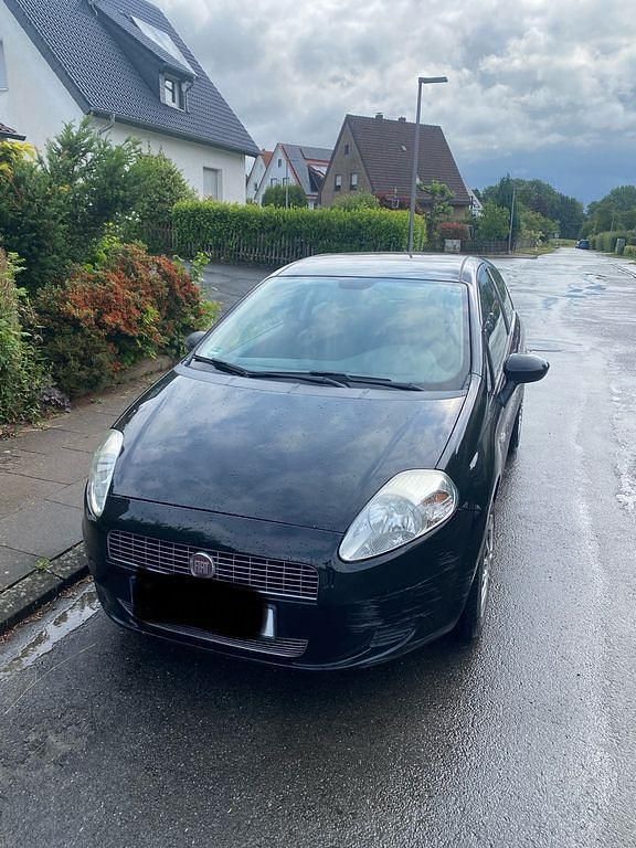 Schwarz Gebraucht 2009 Fiat Punto Evo Kleinwagen | 1.500 € (Superpreis) - Bild 1/4