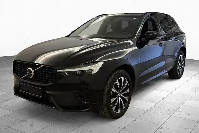 Gebraucht Volvo XC60 Plus 197 PS (144 kW) 2023 Schwarz SUV