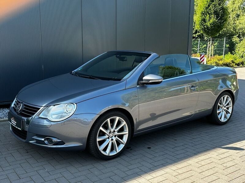 Grau Gebraucht 2010 VW Eos Edition Cabrio | 7.490 € (Etwas zu teuer) - Bild 1/4