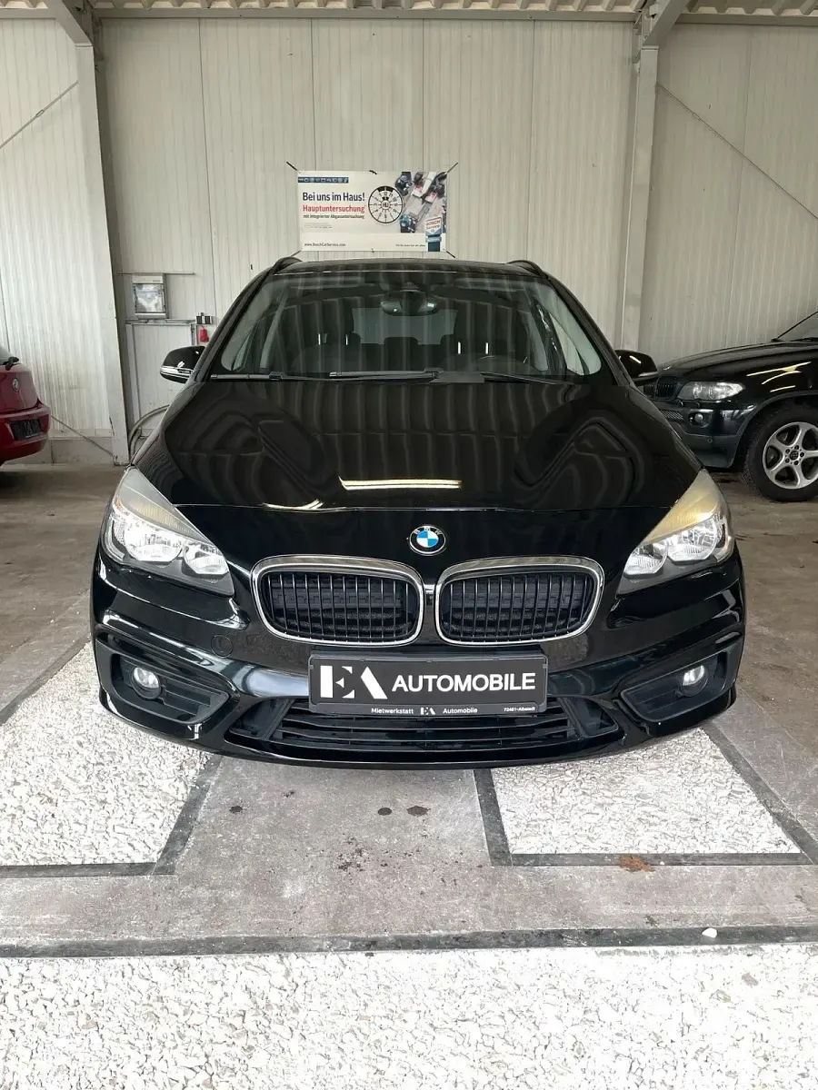 Używany BMW 218 150 KM (110 kW) 2015 Czarny Kombi