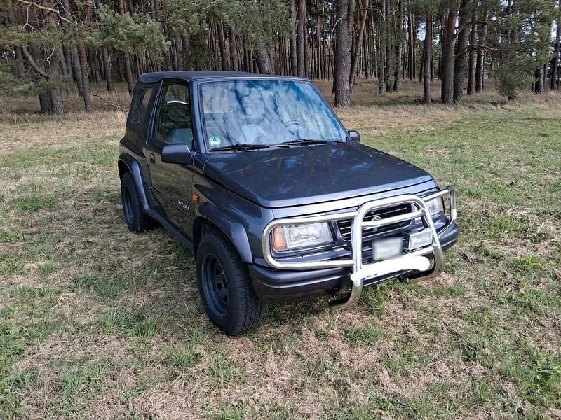 Usata Suzuki Vitara 101 CV (74 kW) 1997 Grigio Cabrio