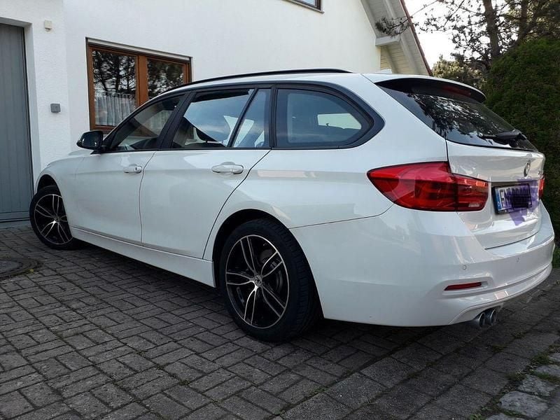 Gebraucht BMW 320 190 PS (139 kW) 2017 Weiß Kombi