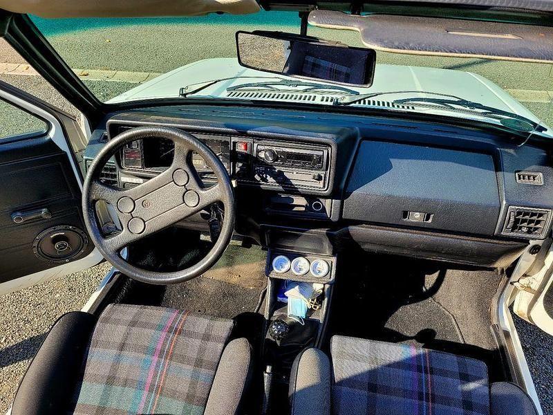 Gebraucht VW Golf Cabriolet 90 PS (66 kW) 1984 Weiß Cabrio