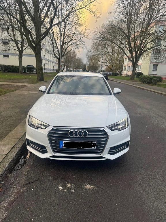 Gebraucht Audi A4 Sport 190 PS (139 kW) 2017 Weiß Limousine