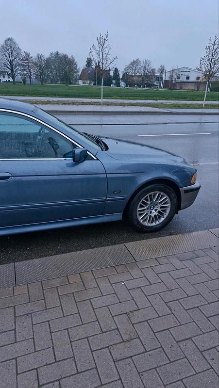 Occasion BMW 525 192 ch (141 kW) 2001 Bleue Berline